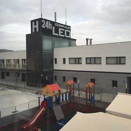 ホテル Complejo Leo 24H モネステリオ エクステリア 写真
