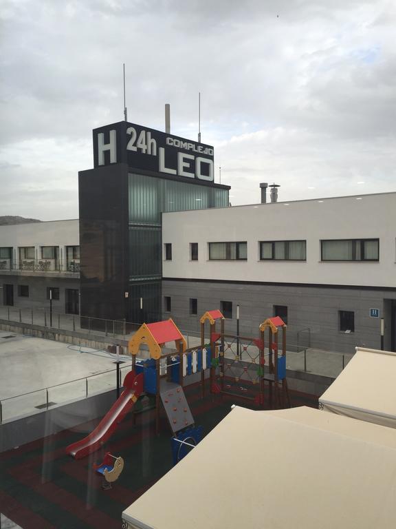 ホテル Complejo Leo 24H モネステリオ エクステリア 写真
